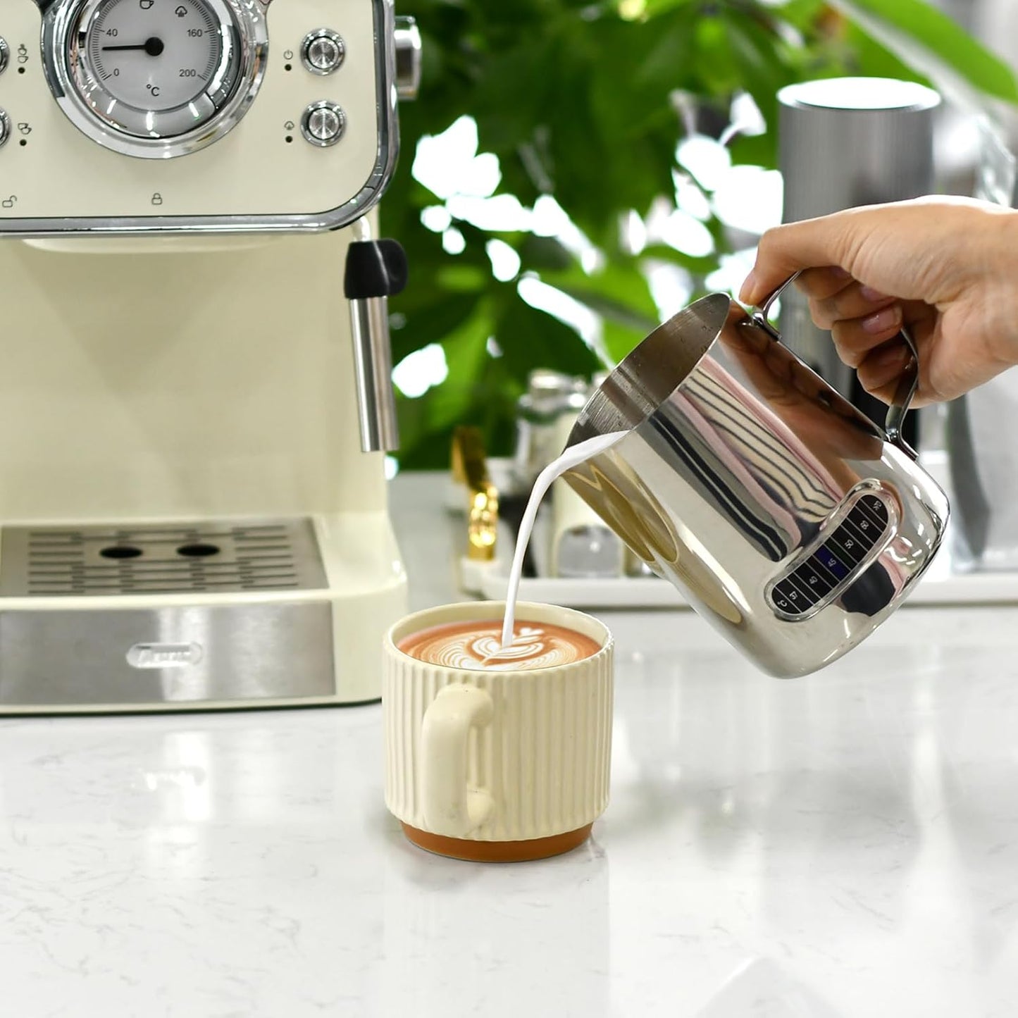 Milk Frothing Pitcher 20 oz, 2Pcs Milk Frother Cup with Thermometer Stainless Steel Milk Steamer Frother Temp Control Milk Jug Latte Milk Frother Thermometer Coffee Shop Accessories