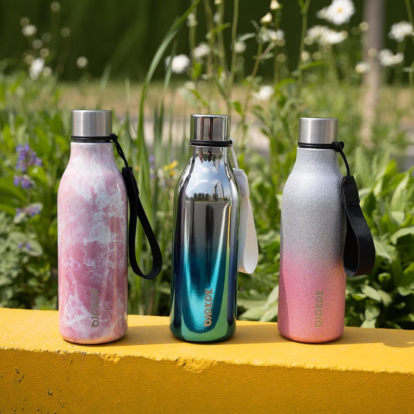 BJPKPK Insulated Water Bottles, 18 oz Stainless Steel Metal Water Bottle with Strap, BPA Free Leak Proof Thermos,Mugs,Flasks, Reusable Water Bottle for Sports & Travel, Sparkling Silver Blue