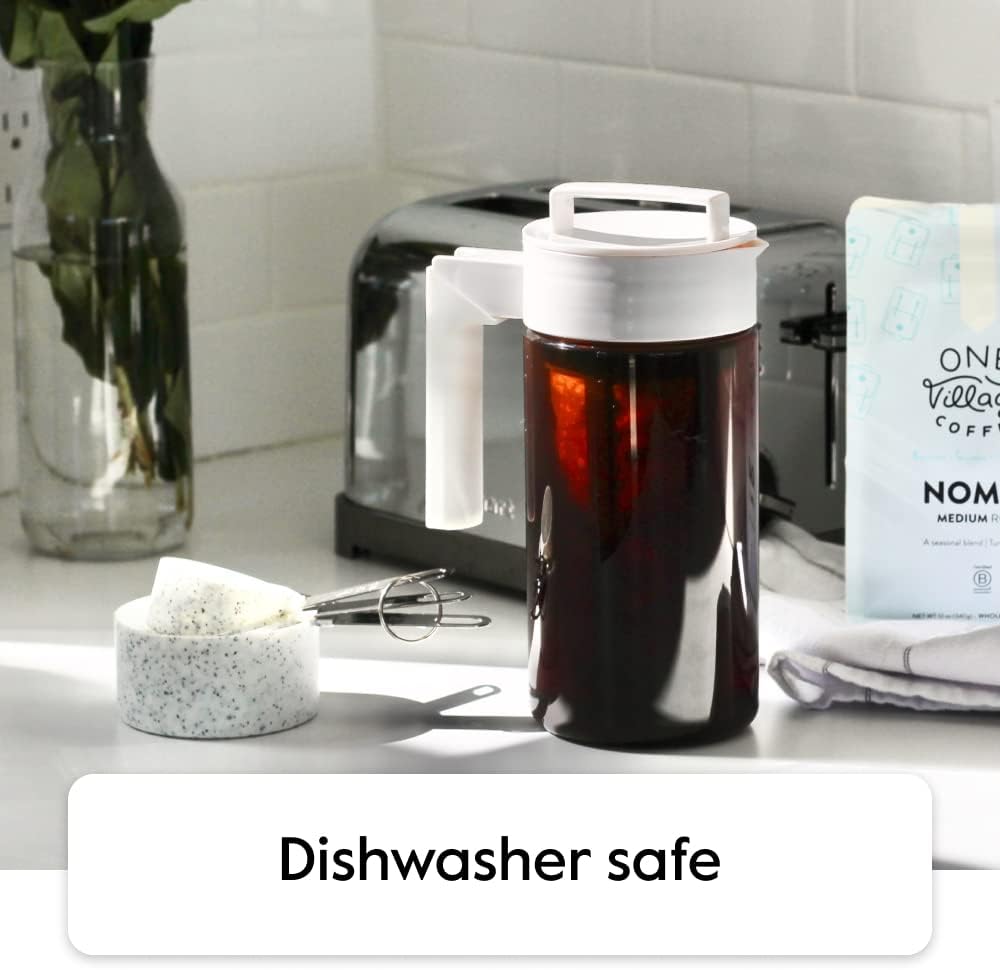 Takeya Tritan Cold Brew Coffee Maker - Airtight Pitcher with Leak-Free Lid - BPA-Free Cold Brew Maker with Silicone Handle - Dishwasher-Safe Pitcher for Homemade Cold Brew - 1 Quart, White