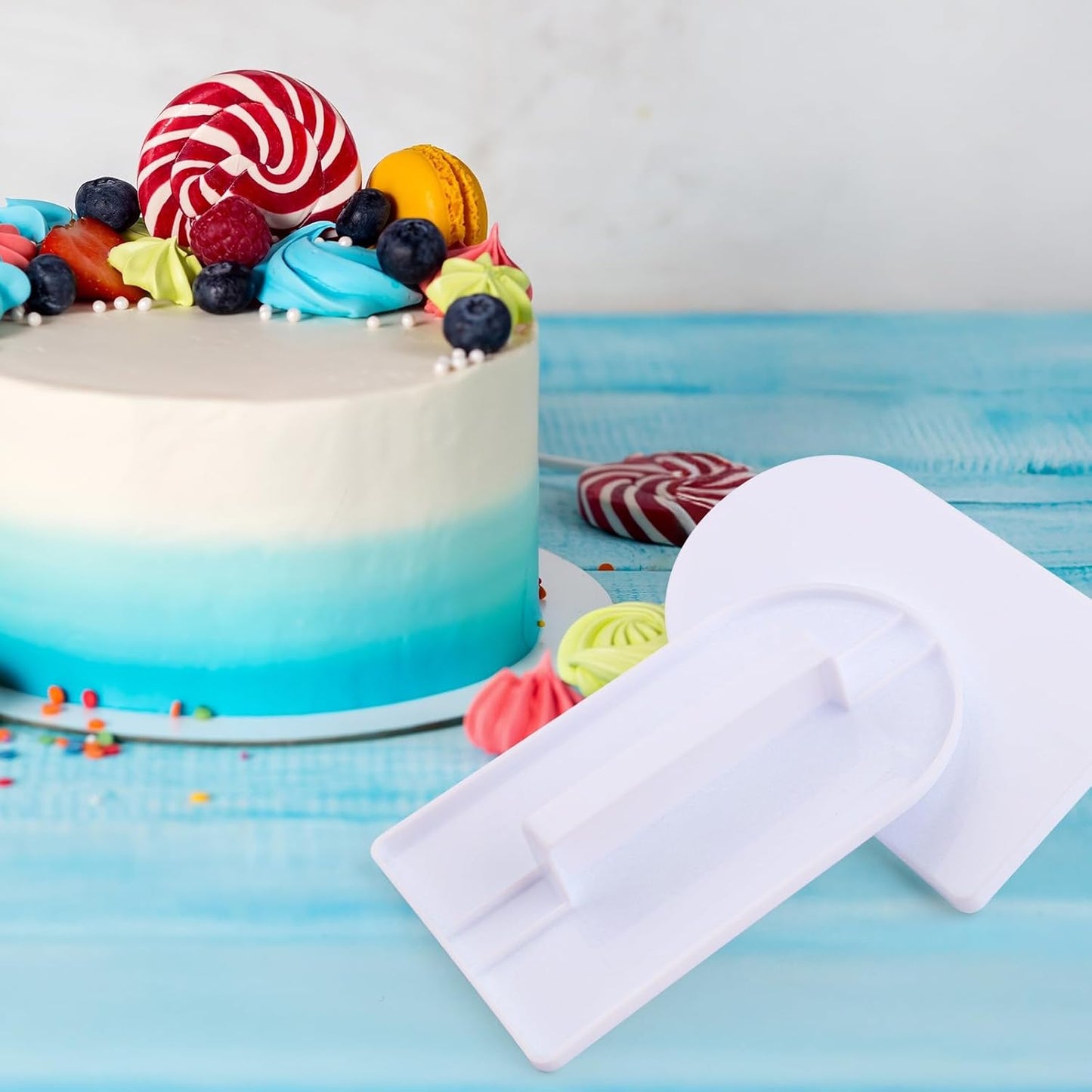 2PCS Fondant Smoother Tool - Plastic Cake Decorating Smoother & Polisher, White Fondant Smoother & Scraper Set, Professional Cake Decorating Tools for Smoothing Icing, Sculpting, and Sugar Craft