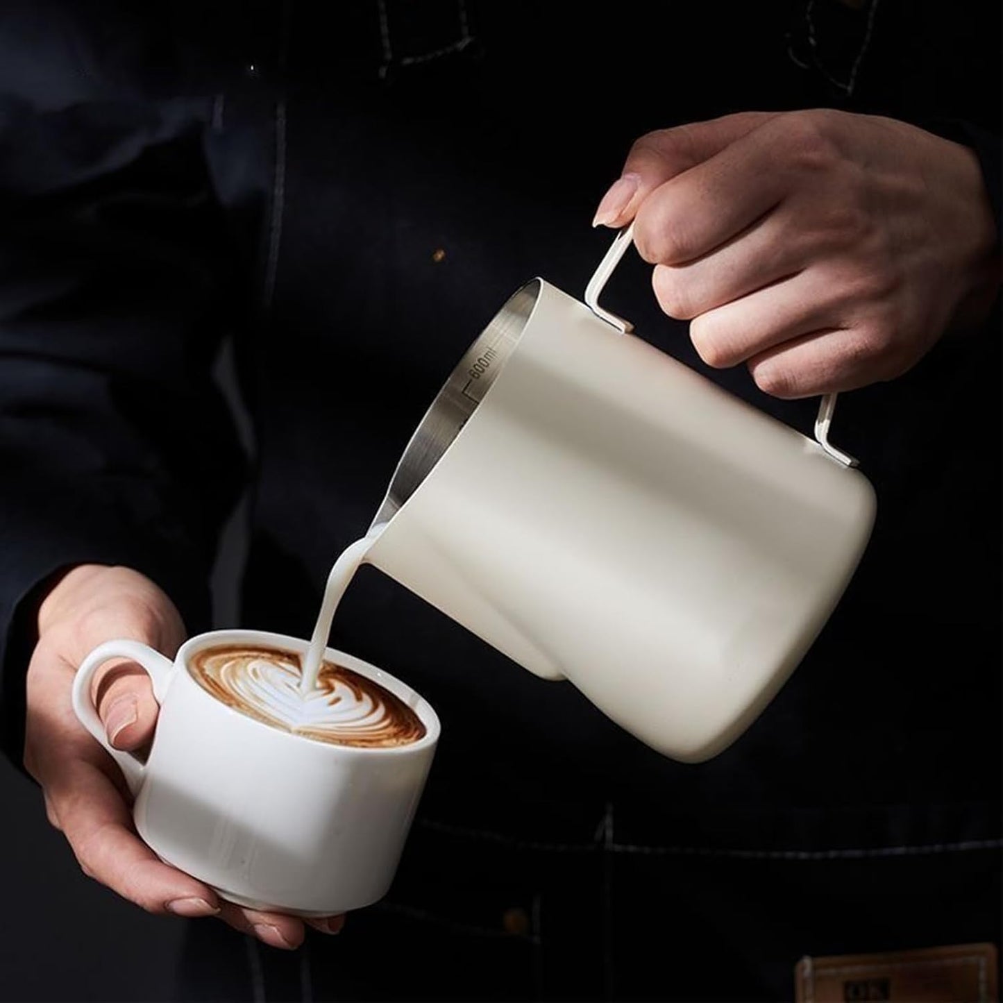 Milk Frothing Pitcher, Milk Frothing Pitcher Used by Professional Baristas to Make Latte, Cappuccino and Espresso, 350ml (12oz Black)