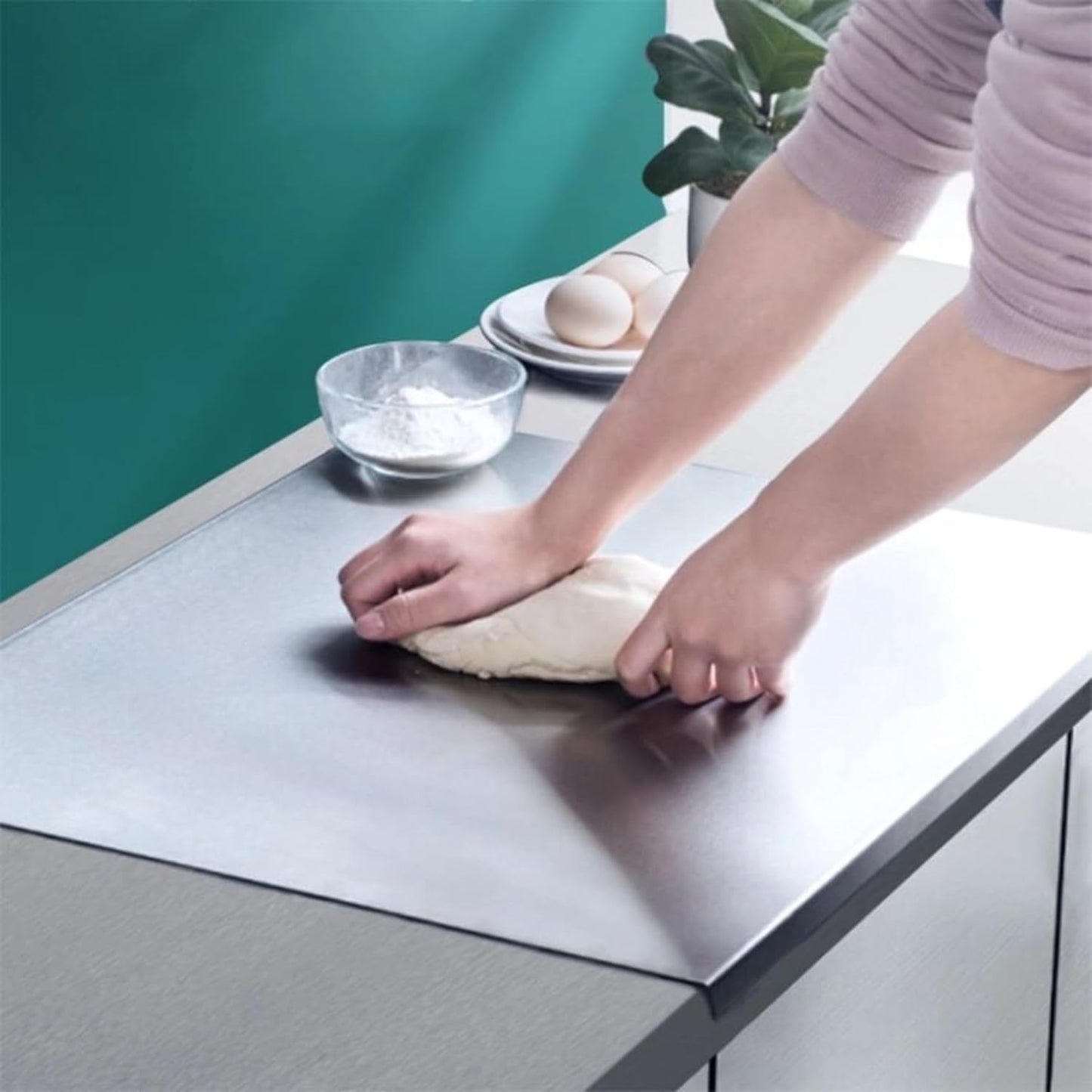 Stainless Steel Cutting Boards for Kitchen,Baking Board,Pastry Board,kneading Panel - Suitable for Cutting Vegetables, Fruits, Meat,bread - Easy To Clean and Store (70x40cm/27.5x15.7in)