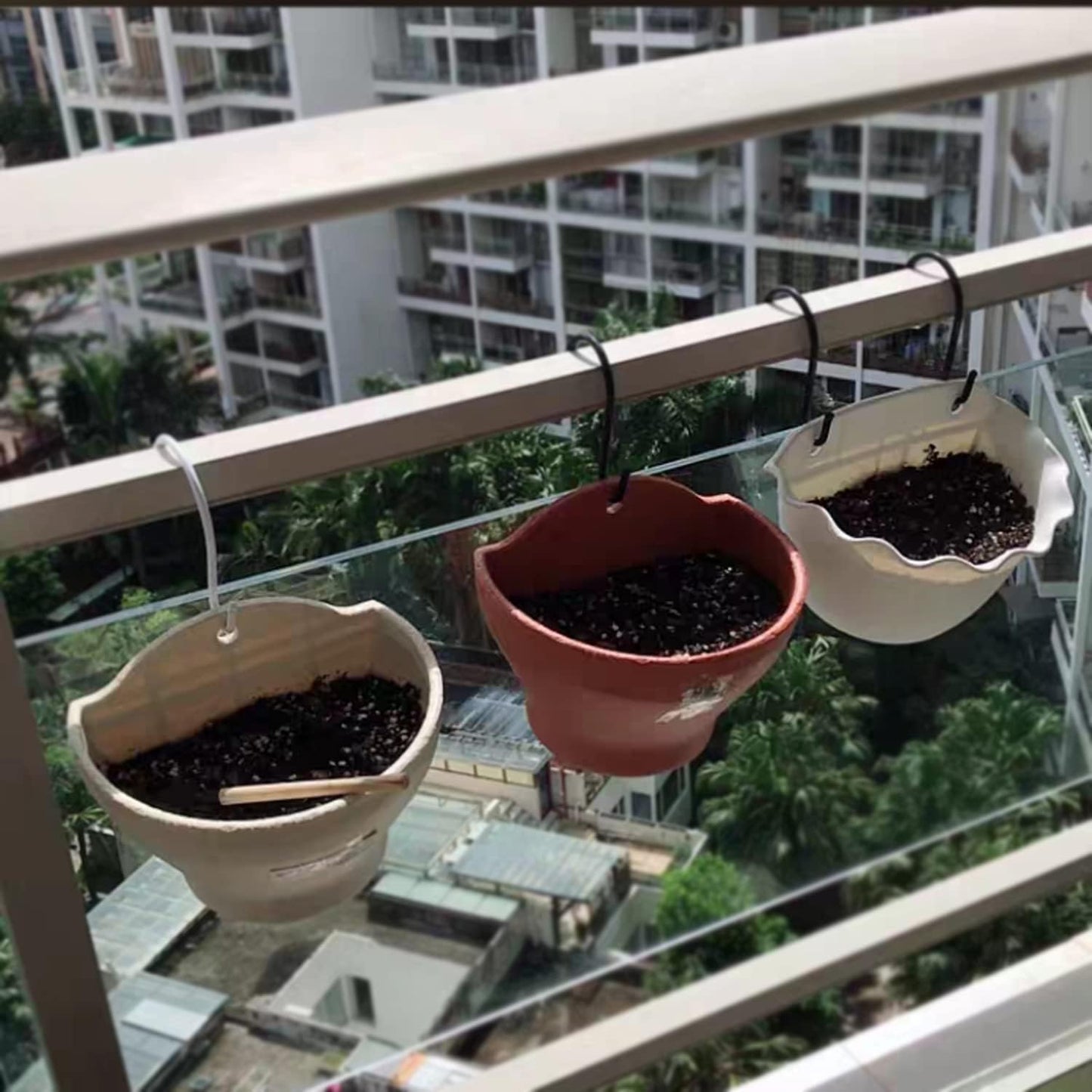 4 Pack Large S Hooks for Hanging Heavy Duty, 6 inch Non Slip Vinyl Coated Metal Closet S Hooks for Hanging Kitchen Utensil Pot Pan Cups Clothes Jeans Towels Hats Bags Plants (Black)