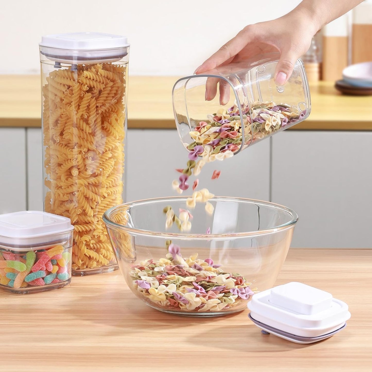 Food Airtight Containers storage with Lids One Button Open/POP UP/Kitchen Storage Organization for Coffee Tea Brown Sugar Cereals 950ml x 1