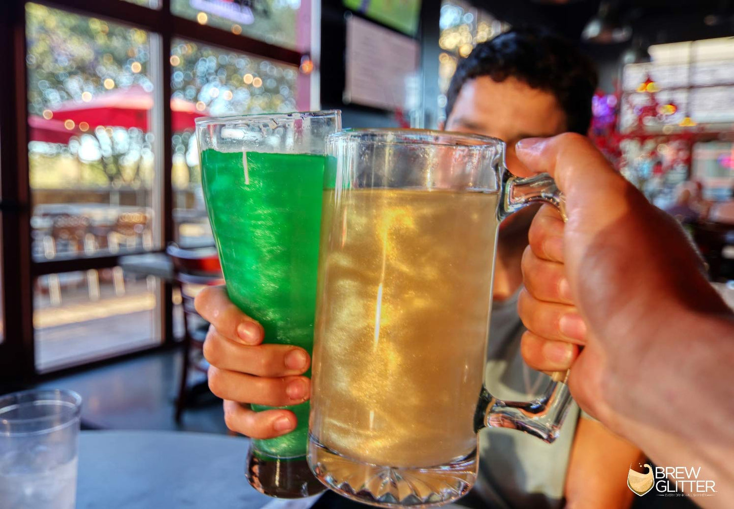 Gold BREW GLITTER Edible Glitter For Drinks, Cocktails, Beer, Garnish Glitter & Beverages | KOSHER & HALAL Certified | 100% Edible & Food Grade | Vegan, Gluten, Nut Free (25g, Gold)