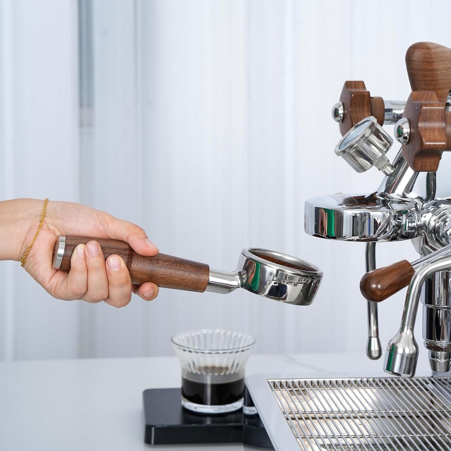 58mm Bottomless Portafilter for E61 Group Head | Professional Barista-Grade Naked Portafilter | Compatible with Rocket, Lelit, Ascaso, Profitec, ECM, Flair 58 & More (Walnut)