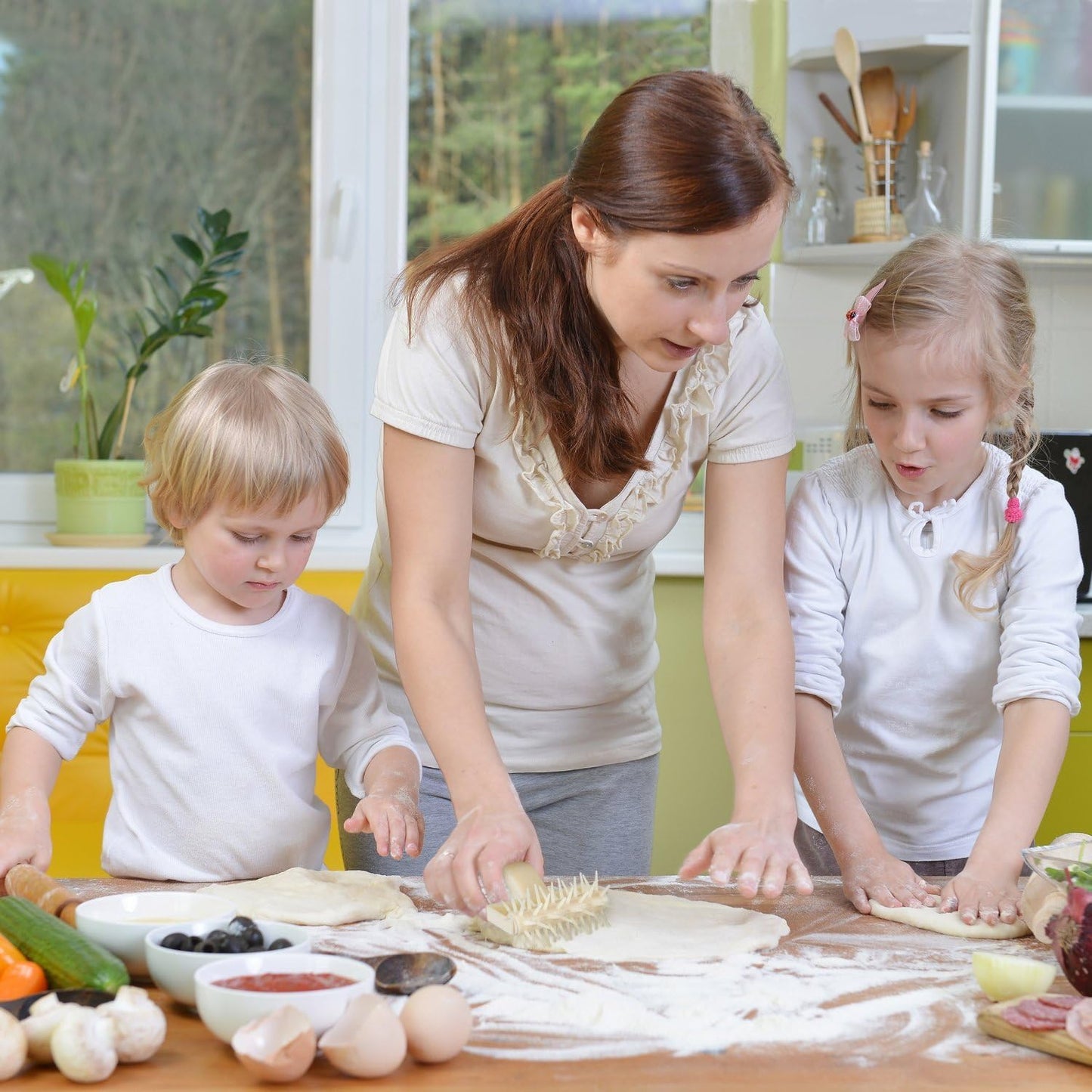 Orblue Pizza Dough Docker, Pizza Roller with Spikes, Pizza Docking Tool for Home & Commercial Kitchen - Pizza Oven Accessories that Prevent Dough from Blistering