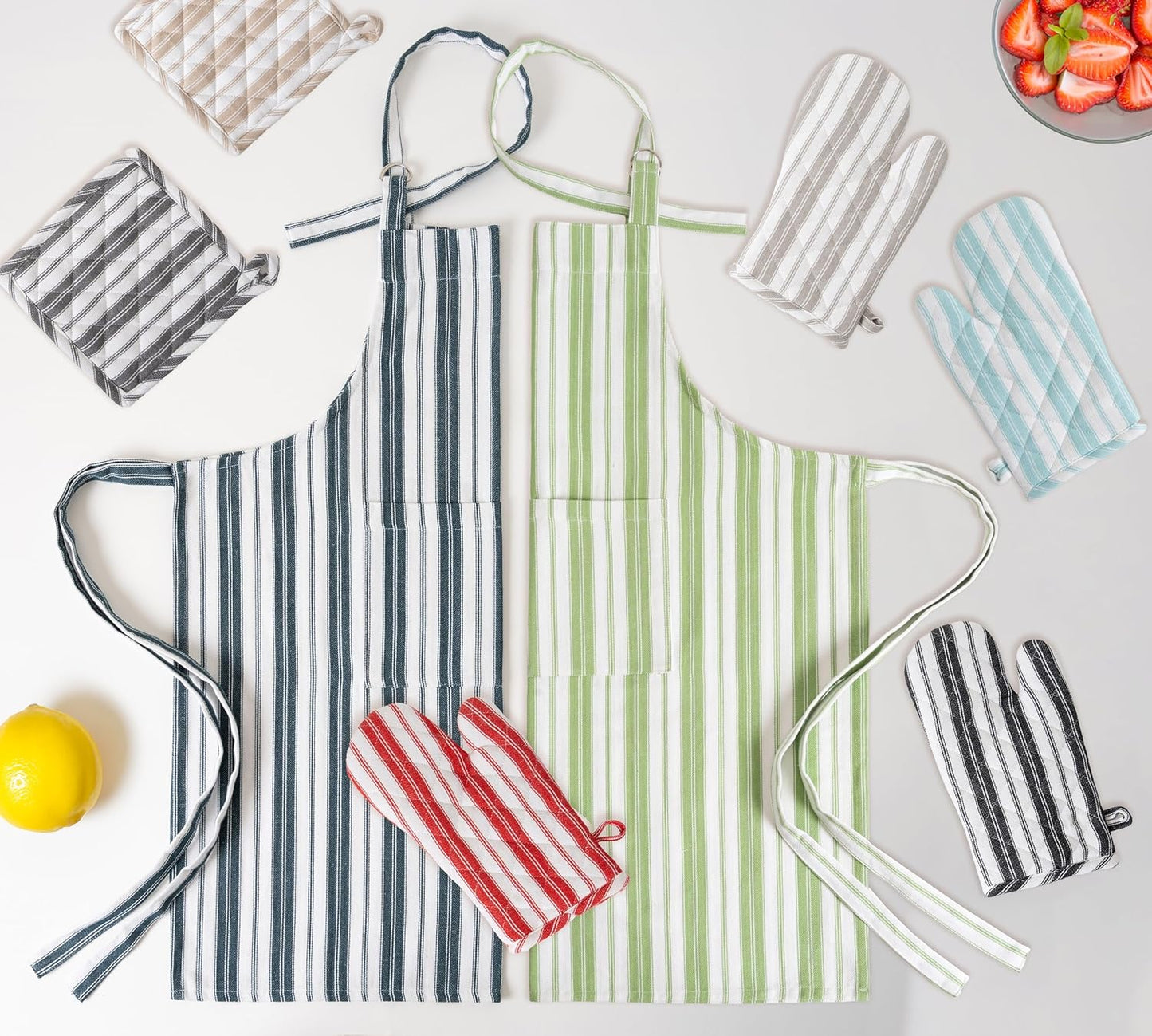 Cotton Professional Apron For Kitchen – 28 x 32 Inches – For Women & Men – Useful When Cooking, Baking, Gardening – Adjustable Strap Around Waist & Neck With Pockets Taupe Stripes